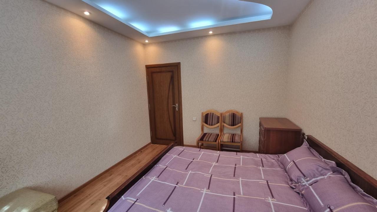Cosy Appartment Ташкент Екстериор снимка